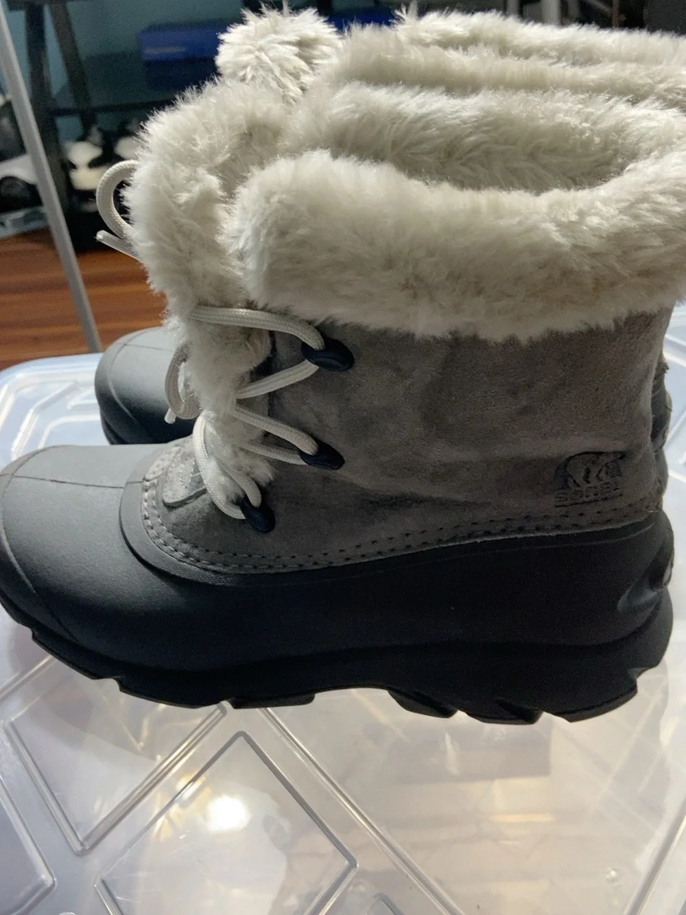SOREL Snow Angel Lace Waterproof Winter Boots Women’s Size 7 Charcoal Gray